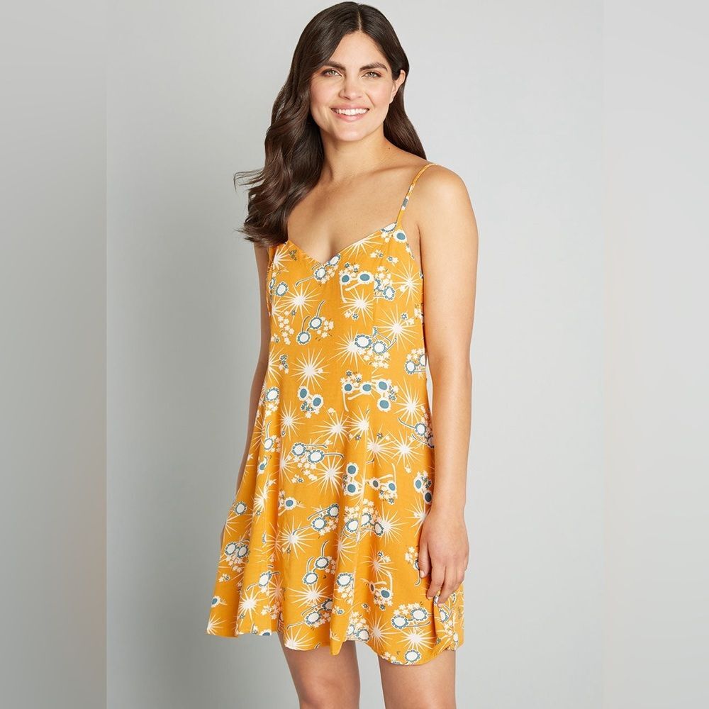 NWT ModCloth On Cloud Nineties Yellow Printed Shift Mini Dress Size‎ LARGE
